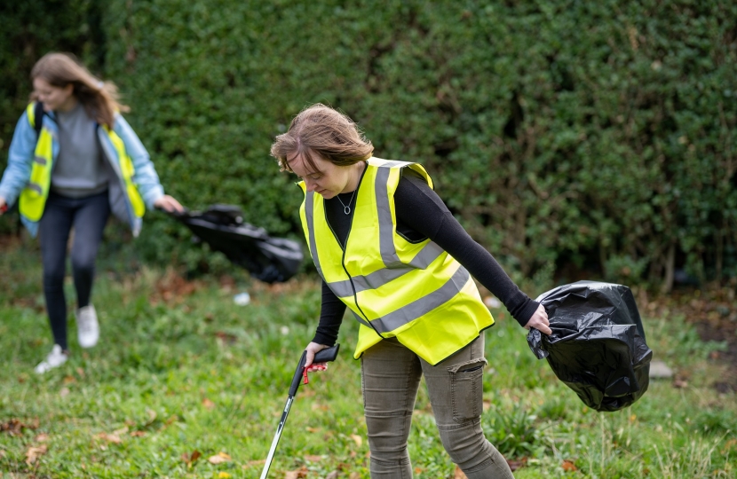 Daisy and Catherine Litter Picking in Mellows Park