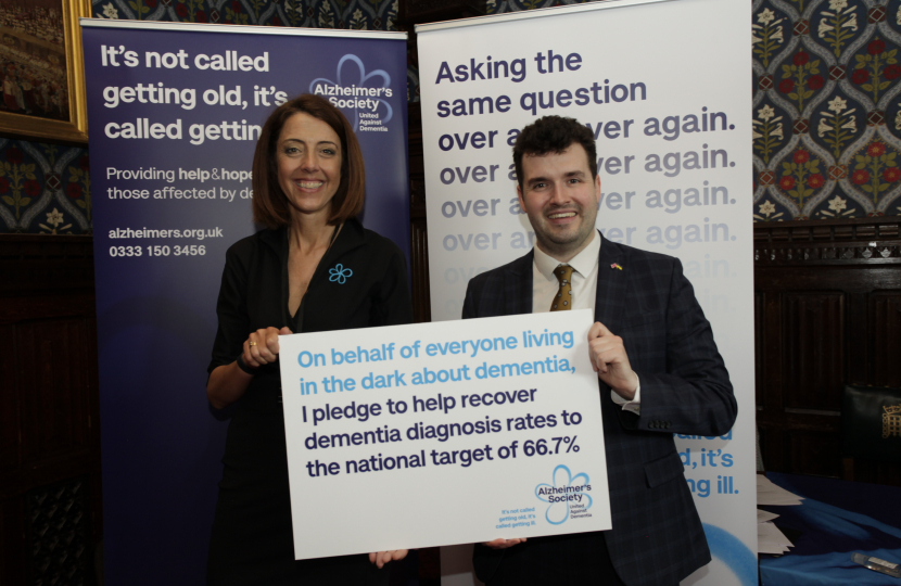 Elliot showing his support for the work of the Alzheimer's Society work during Dementia Action Week