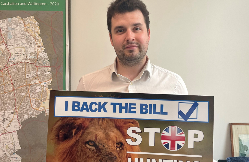 Elliot showing his support for a ban on trophy hunting